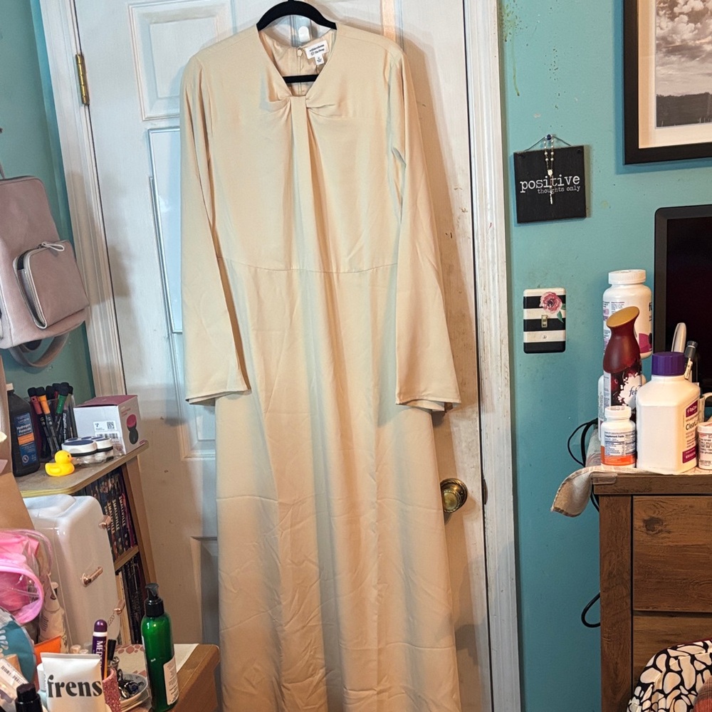 The Drop Size XL Elegant Cream Long Sleeve Maxi Dress